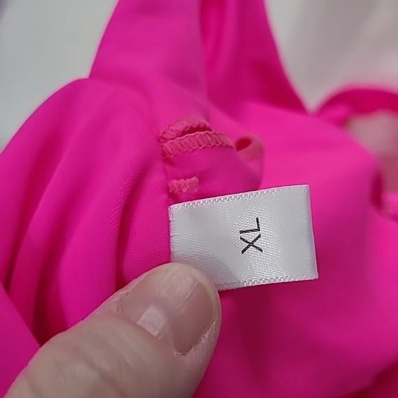 Unknown Brand women's hot pink, hi-cut swimsuit with cutouts size XL - Picture 5 of 7